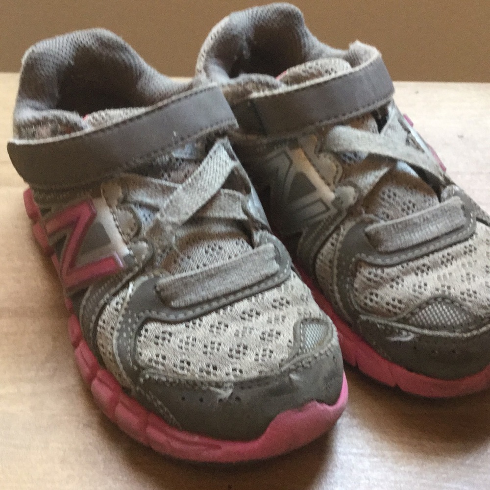 Toddler girl pink and grey new balance